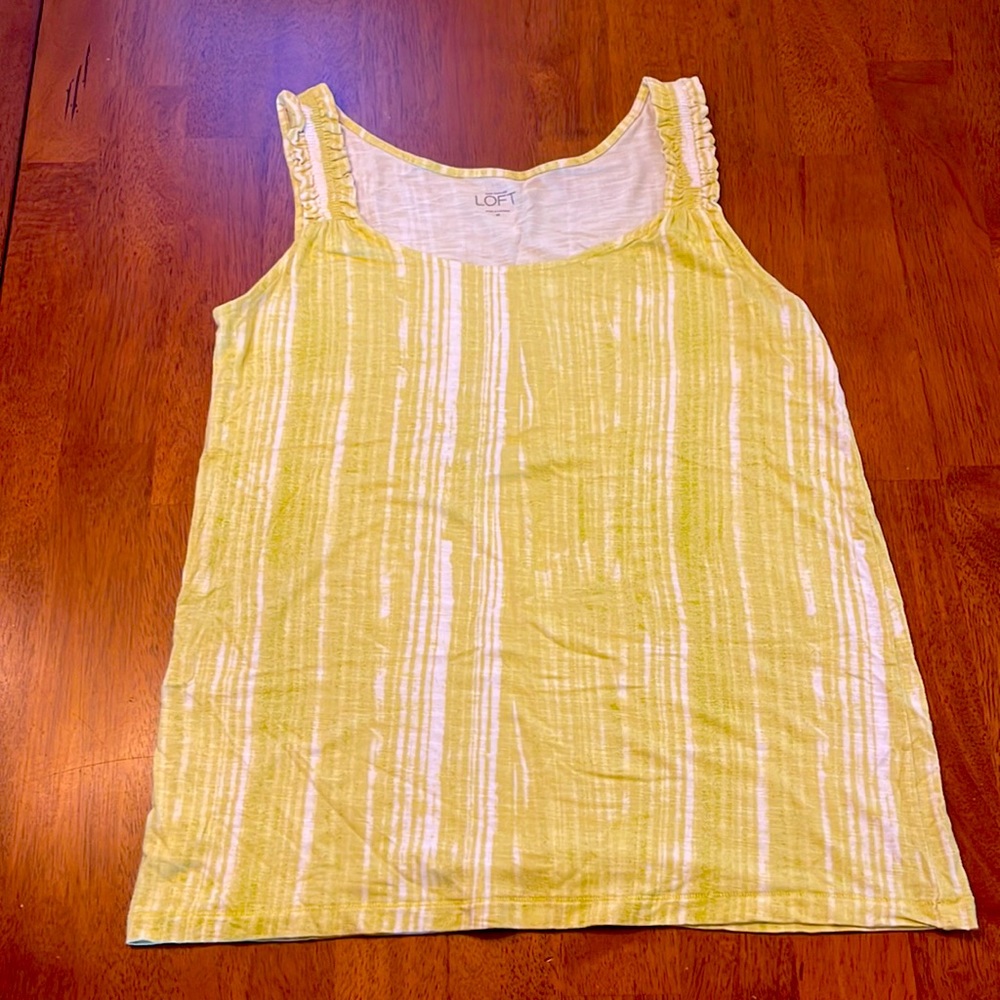 LOFT (M) - Green & White Stripe Tie Dye Tank Top w/ riffle detail